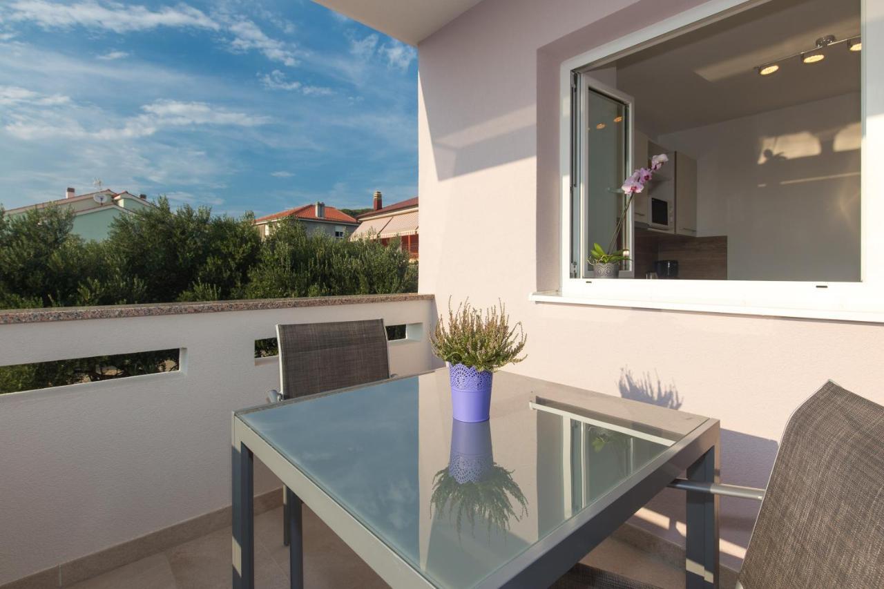 Apartments Kiara Punat Exterior foto